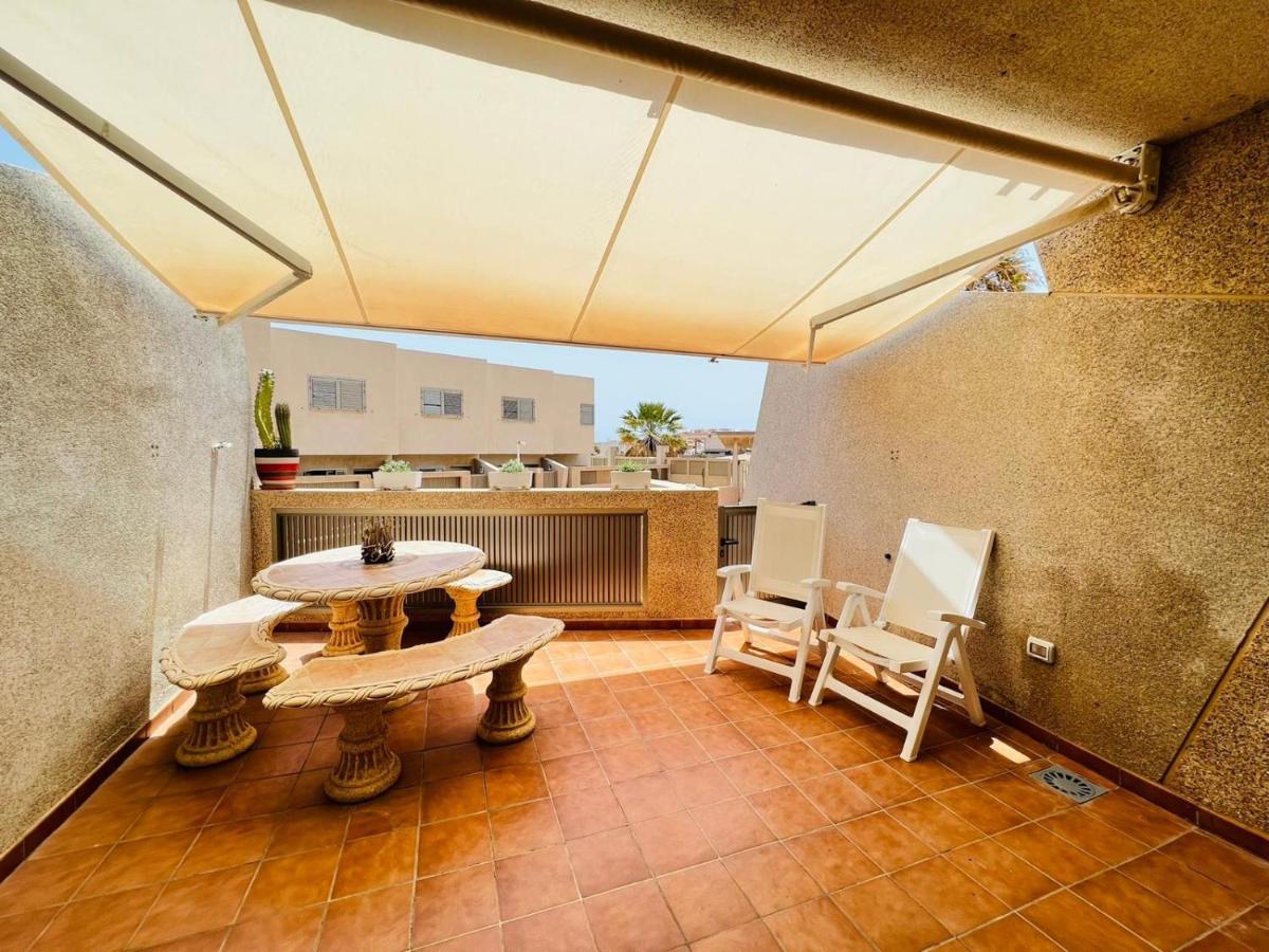 Apartamentos Vista Marina - El Medano Exterior foto
